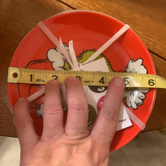 Dr seusss The grinch appetizer plates (set of 4) - Picture 2 of 2